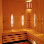 Skal Medi & Hotel 4*