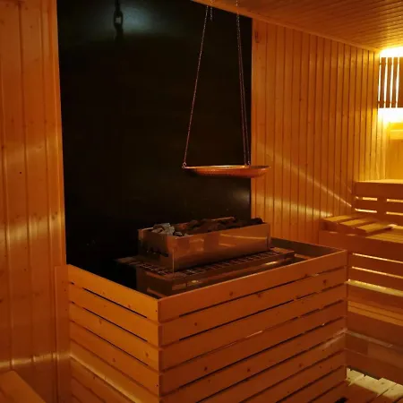 Hotel Skal Medi & 4*