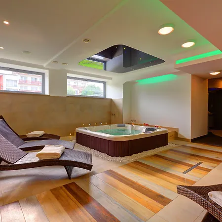 Hotel Skal Medi & Ustronie Morskie