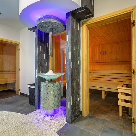 Hotel Skal Medi & 4*