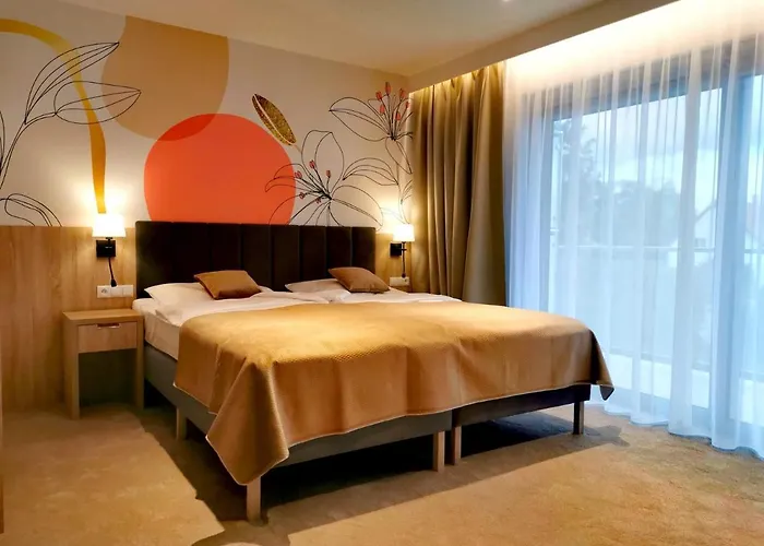 Hotel Skal Medi & 4*