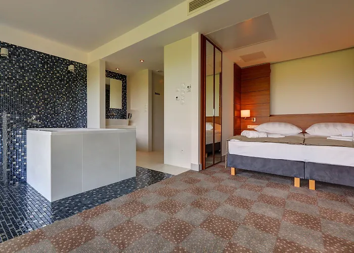 Hotel Skal Medi & Ustronie Morskie