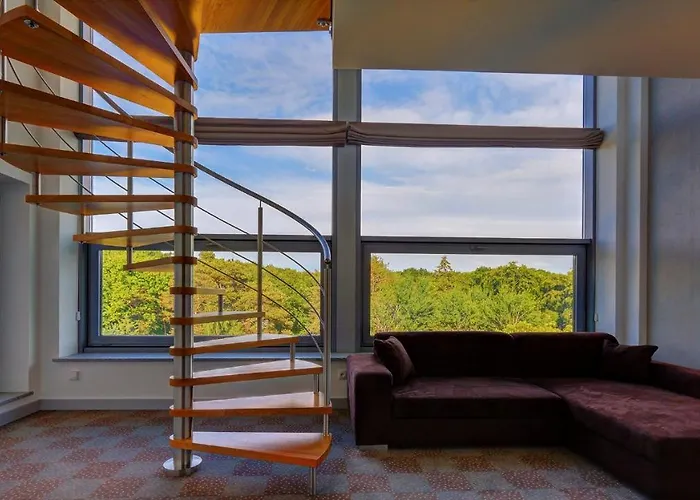 Skal 4* 우스트 노리 모르스키